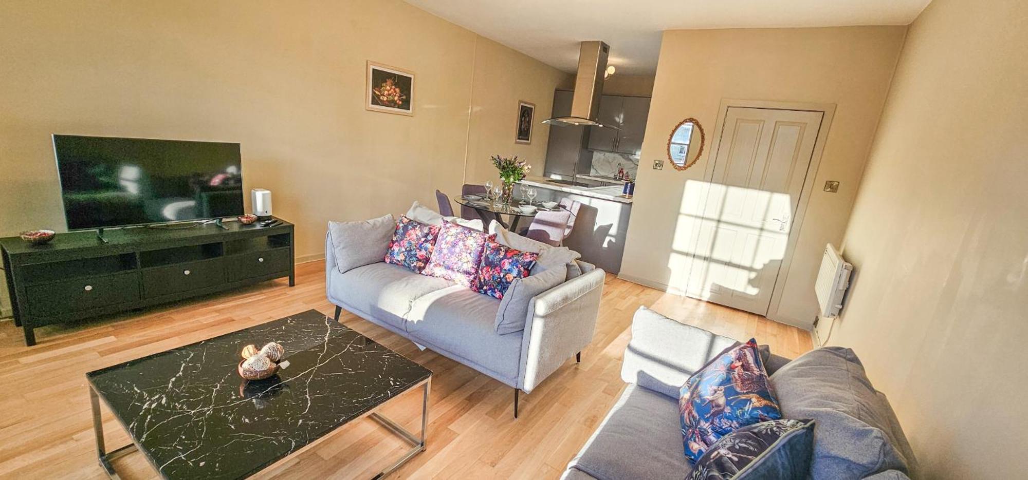 Royal Mile - Bright 2 Bedroom Apartment 에든버러 외부 사진